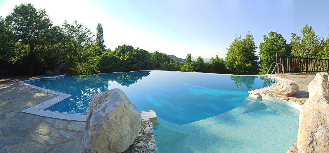 Aroma Piliou - Άρωμα Πηλίου Hotell Mourésion Exteriör bild