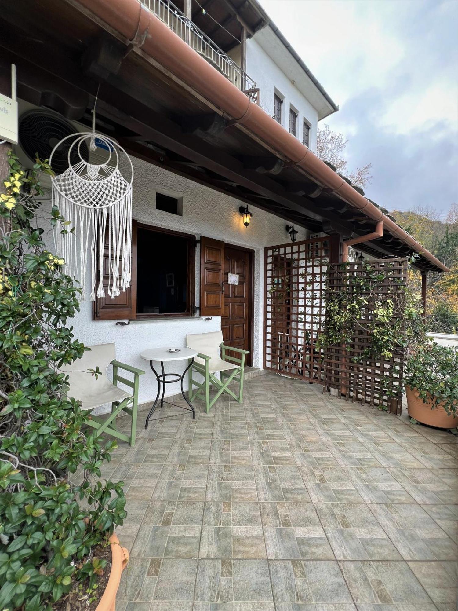 Aroma Piliou - Άρωμα Πηλίου Hotell Mourésion Exteriör bild